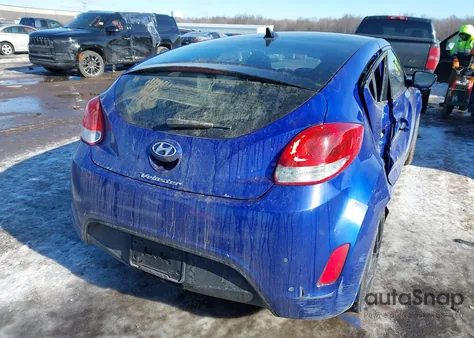 2013 Hyundai Veloster Base W/Black z USA, uszkodzony, nr VIN KMHTC6AD0DU143985